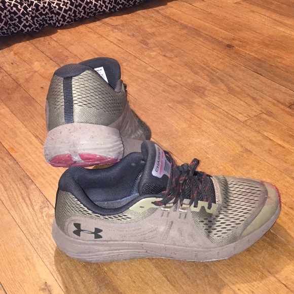 Under Armour Shoes - Picture 3 of 5